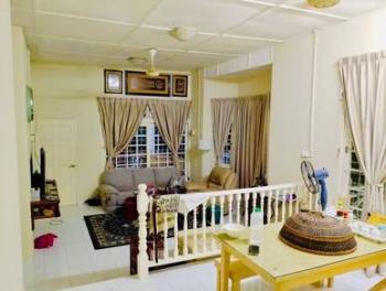 Bungalow at Aspa Cottage, Kuantan, photo 4