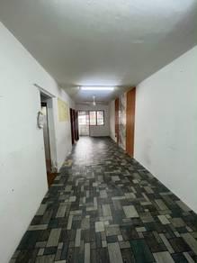 Tasek 64, Bandar Seri Alam, Pasir Gudang的平层住宅，照片2