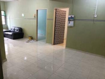 Blok 7, Flora Heights, Pasir Gudang的平层住宅，照片4