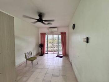 Apartmen di Serdang Villa, Seri Kembangan, foto 3