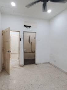 Rumah di Taman Kinrara Seksyen 1, Puchong, foto 4