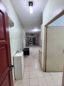 Apartmen di Serdang Villa, Seri Kembangan, foto 8