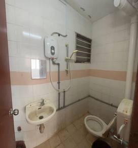 Apartment at Pangsapuri Damai, Subang Bestari, photo 4