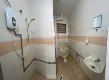 Apartment at Pangsapuri Damai, Subang Bestari, photo 9