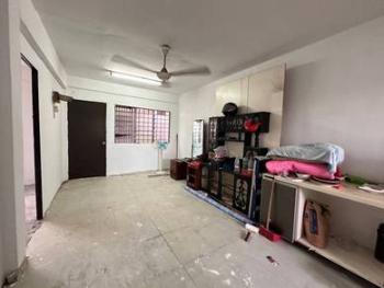 Flat at Gugusan Kantan, Kota Damansara, photo 3