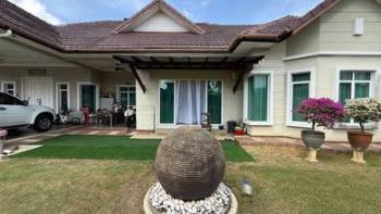 Jalan Seri Budiman, Bandar Mahkota Cheras的独立式洋房，照片5