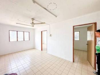 Pangsapuri di Seri Malaysia, Bandar Tun Razak, foto 3