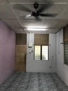 Bungalow at Taman Balok Baru, Balok, photo 5