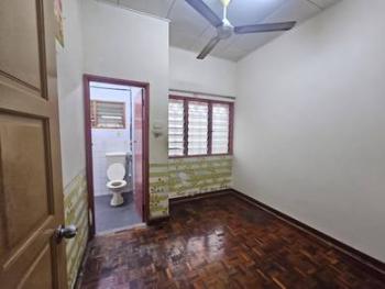 Rumah di USJ 13, USJ, foto 8