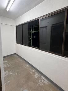 Balkoni – Pangsapuri di Jalan Balau, Taman Rinting, Masai, foto 6