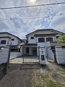 Exterior – House at Jalan Molek, Tebrau, photo 1
