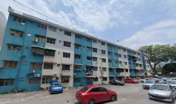Flat at Sri Indah, Seri Kembangan, photo 1