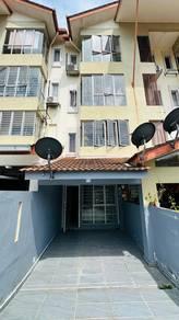 Townhouse at Taman Amansiara, Selayang, photo 1