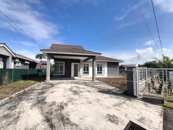 Bungalow at Taman Lesung Batu Emas, Alor Gajah, photo 3