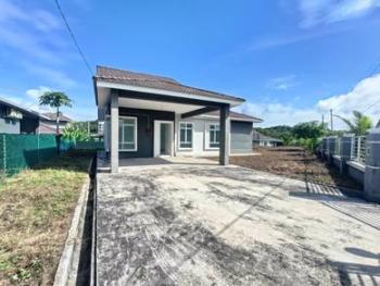 Bungalow at Taman Lesung Batu Emas, Alor Gajah, photo 6