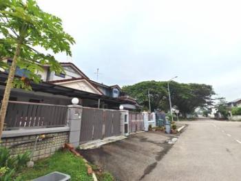 Exterior – House at Jalan Harmonium 22/x, Tebrau, photo 1