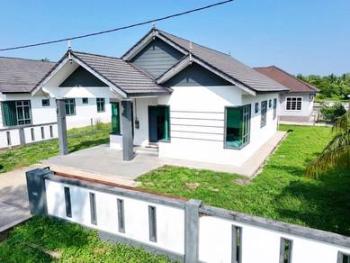 Bungalow at Kg Rawai, Marang, photo 1