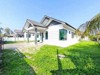 Bungalow at Kg Rawai, Marang, photo 2