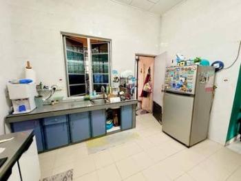 Banglo di Jalan Sri Pulai 13, Sikamat, foto 10
