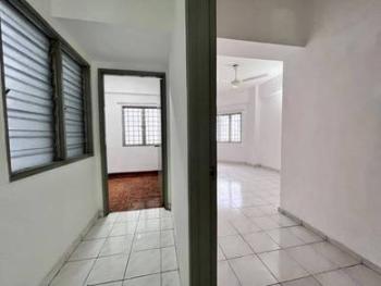 Condominium at Tiara Kelana, Petaling Jaya, photo 7