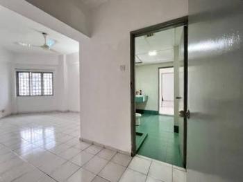 Condominium at Tiara Kelana, Petaling Jaya, photo 8