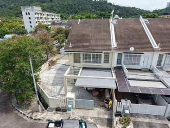 Rumah di Sunway Aspera, Teluk Kumbar, foto 2