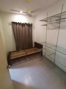 Rumah di Jalan PU 12, Taman Puchong Utama, Puchong, foto 9