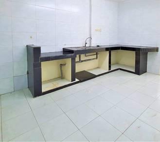 Kitchen – House at Taman Sri Muda Seksyen 25, Shah Alam, photo 1