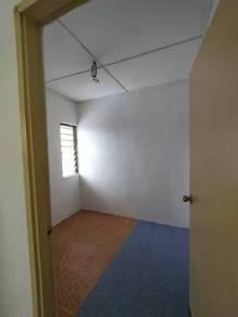 Rumah Bandar di Taman Kajang Utama, Kajang, foto 4