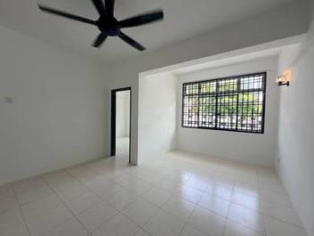 Apartment at Taman Bukit Mewah, Johor Bahru, photo 4