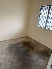 Flat at Blok 20, Taman Ungku Tun Aminah, Skudai, photo 3