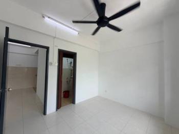 Apartment at Taman Bukit Mewah, Johor Bahru, photo 3