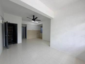 Apartment at Taman Bukit Mewah, Johor Bahru, photo 1