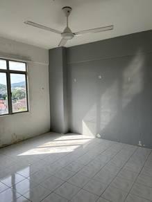 Apartmen di Seri Indah, 6th Floor, Seri Kembangan, foto 4