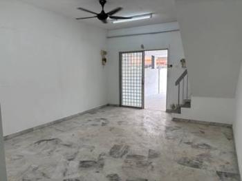 Living & dining – House at Taman Sri Gombak, Batu Caves, photo 1