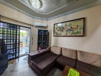 Jalan Sri Putri 1 Taman Putri, Kulai的房屋，照片3
