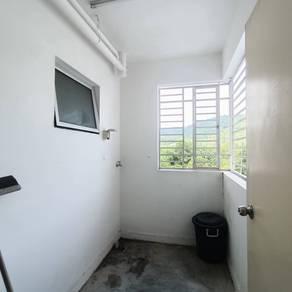 Persiaran Setia Makmur, Setia Alam的公寓，照片3