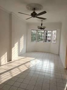 Apartmen di Permai, Damansara Damai, foto 1