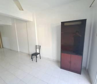 Apartment at BAYU PUTERI 2, TAMAN BAYU, Johor Bahru, photo 1