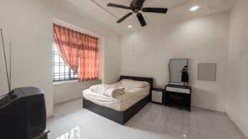 Rumah di Jalan Jambu, Masai, foto 4