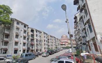 Flat at Desa Petaling, Bandar Tun Razak, photo 1