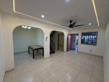 House at Taman Mawar, Pasir Gudang, photo 2