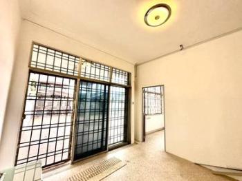 Jalan Sri Pelangi@Taman Pelangi, Johor Bahru的房屋，照片4