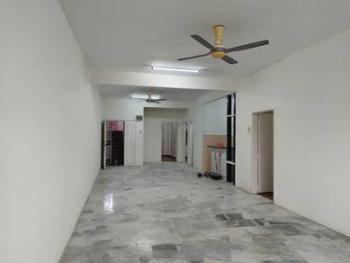 Apartment at Excelsa, Seri Kembangan, photo 2