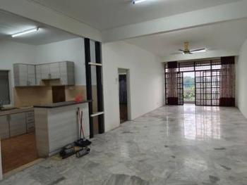 Apartment at Excelsa, Seri Kembangan, photo 1