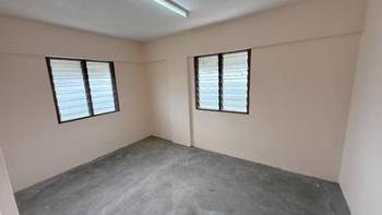 Apartmen di Jalan Aman Putra, Taman Aman Putra, Kepong, foto 8