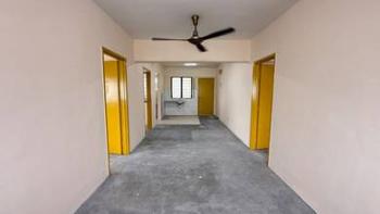 Apartmen di Jalan Aman Putra, Taman Aman Putra, Kepong, foto 2
