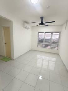 Living & dining – Apartment at Aspire Residence, Cyberjaya, photo 4