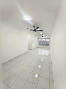 Living & dining – Apartment at Aspire Residence, Cyberjaya, photo 7