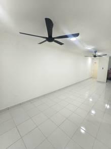 Living & dining – Apartment at Aspire Residence, Cyberjaya, photo 6
